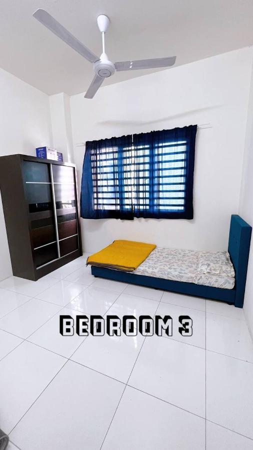 Homestay Pangsapuri Samudera Seri Manjung Lumut Eksteriør billede
